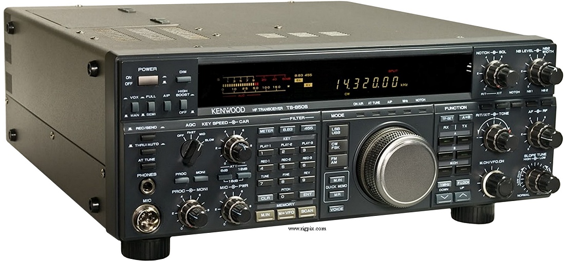 A picture of Kenwood TS-850S