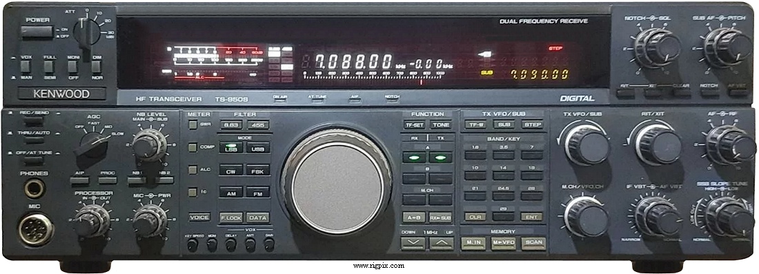 A picture of Kenwood TS-950S Digital ''TS-950SD''