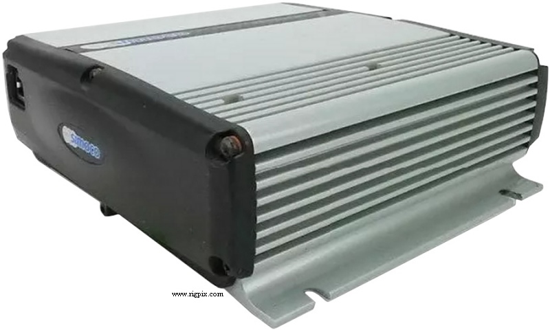 A picture of Simoco SRM9000 transceiver unit