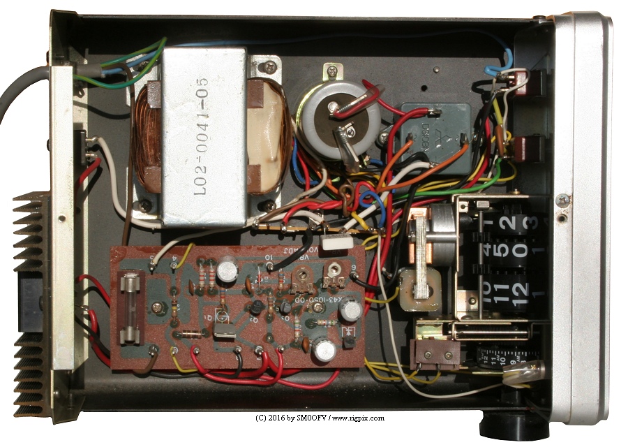 An inside rear picture of Kenwood PS-5