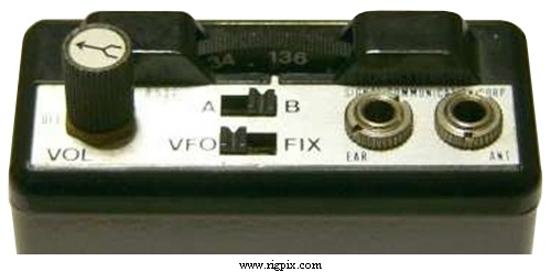 A top panel picture of Signal Communication Corp. R-537