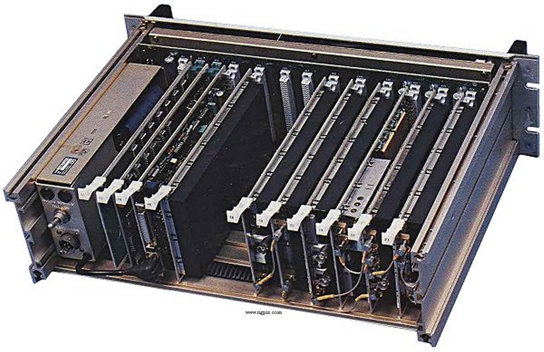 An inside picture of Standard Radio & Telefon AB (SRT) CR-91