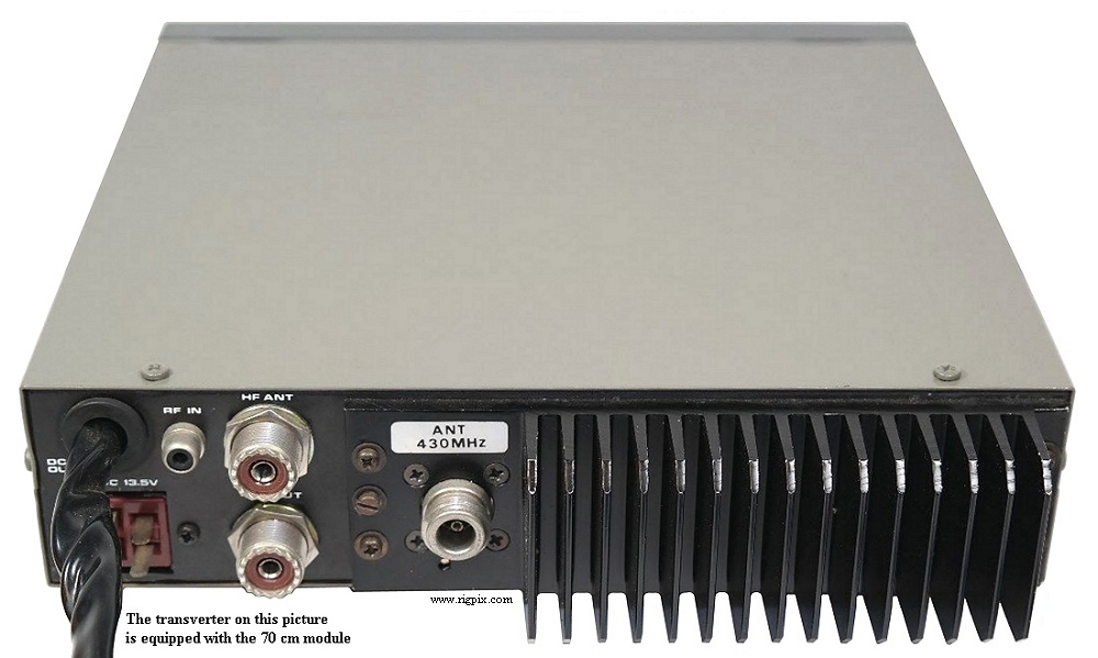 A rear picture of Yaesu FTV-707