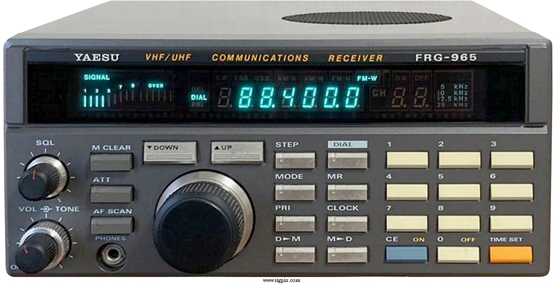 A picture of Yaesu FRG-965