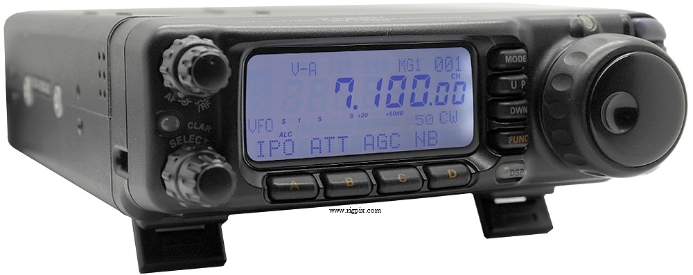 A picture of Yaesu FT-100