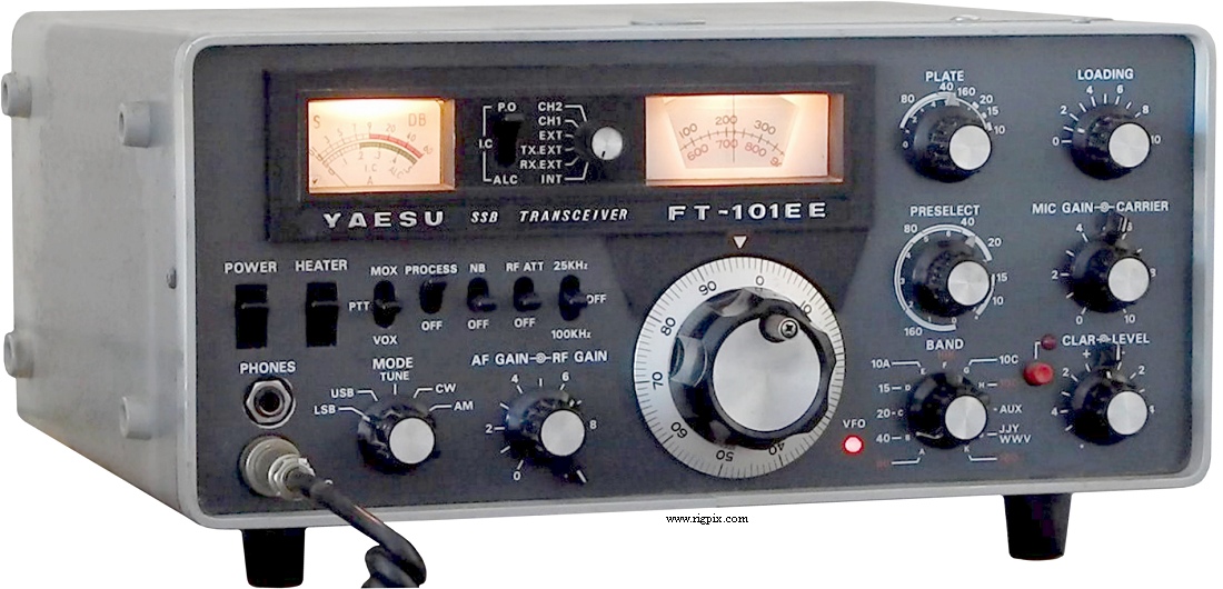 A picture of Yaesu FT-101EE