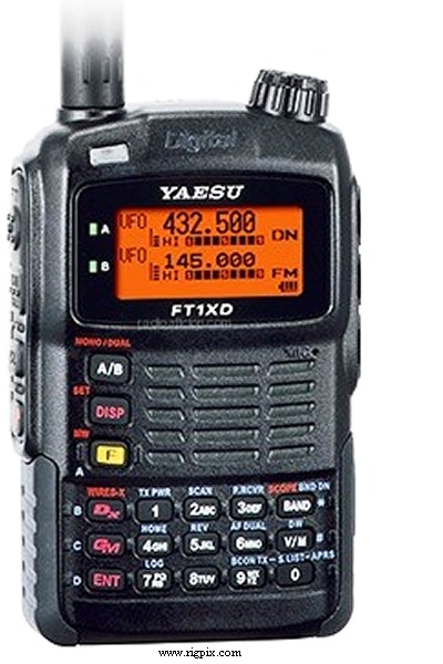 A picture of Yaesu FT-1XDE