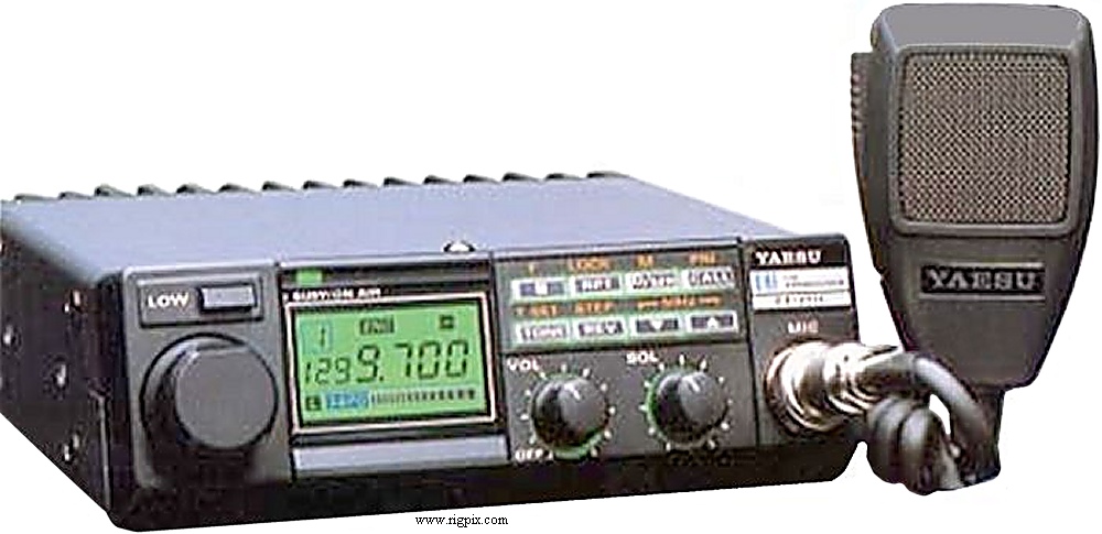 A picture of Yaesu FT-2311R