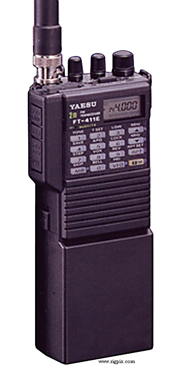 A picture of Yaesu FT-411E