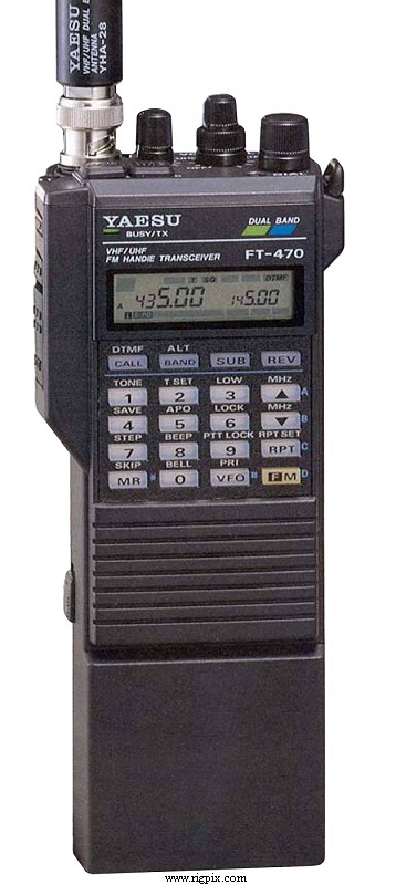 A picture of Yaesu FT-470