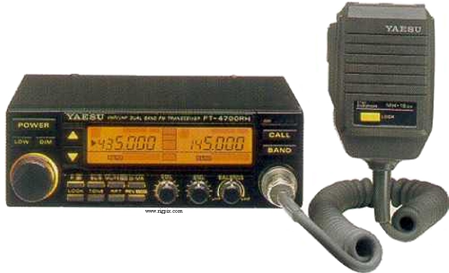 A picture of Yaesu FT-4700RH