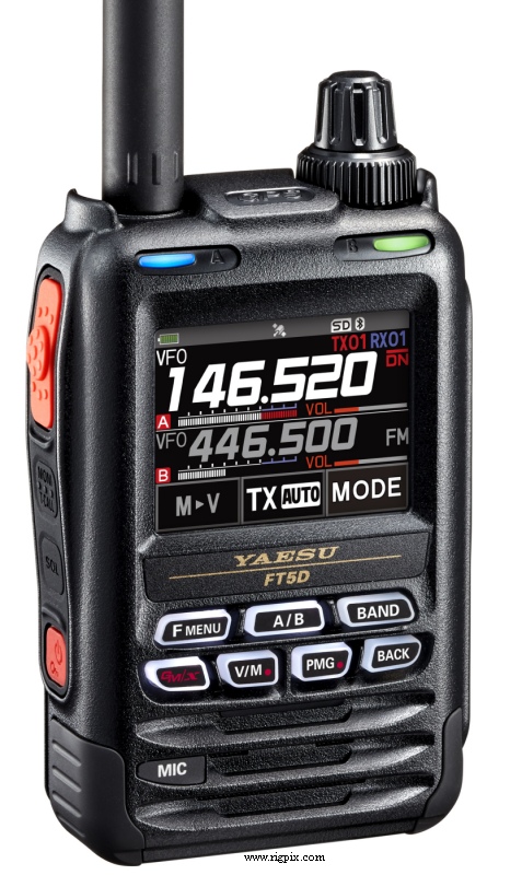 A picture of Yaesu FT-5DE