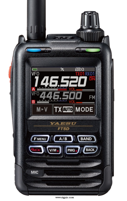 A picture of Yaesu FT-5DR