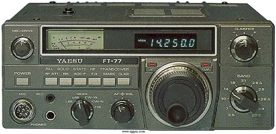 A picture of Yaesu FT-77