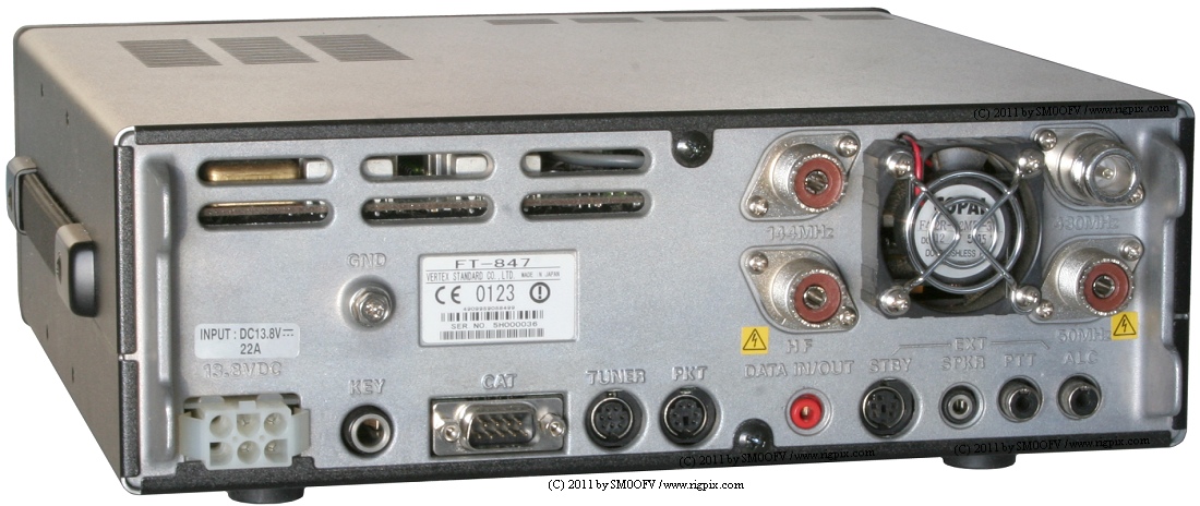 A rear stock picture of Yaesu FT-847