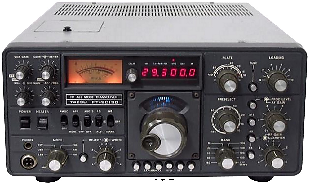 A picture of Yaesu FT-901SD