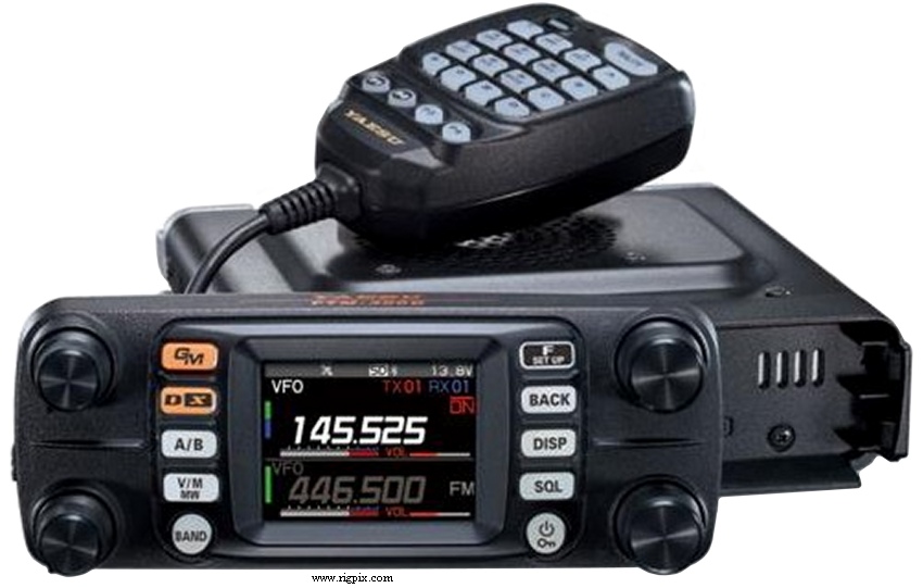 A picture of Yaesu FTM-300DE