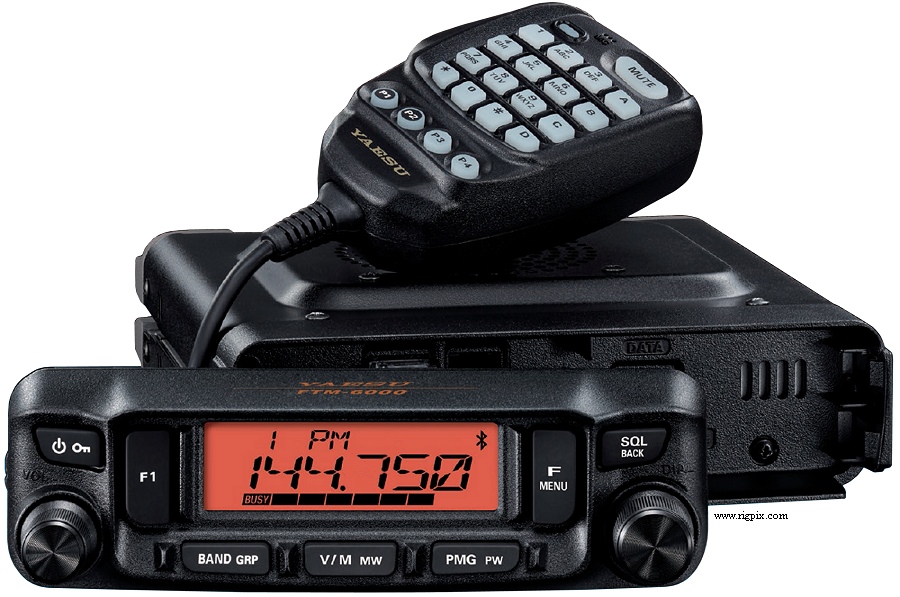 A picture of Yaesu FTM-6000E